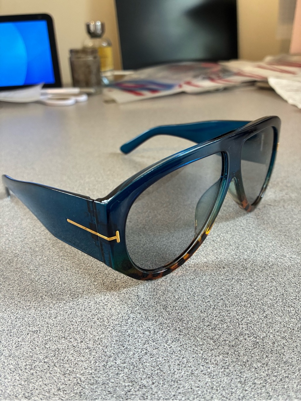 Blue Gradient Men's Sunglasses with Tortoiseshell Accent